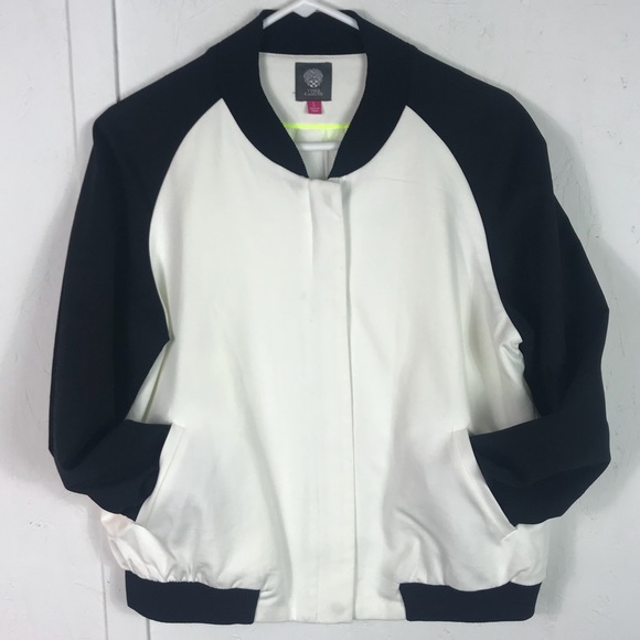Vince Camuto Jackets & Blazers - Vince Camuto White blocked jersey jacket
